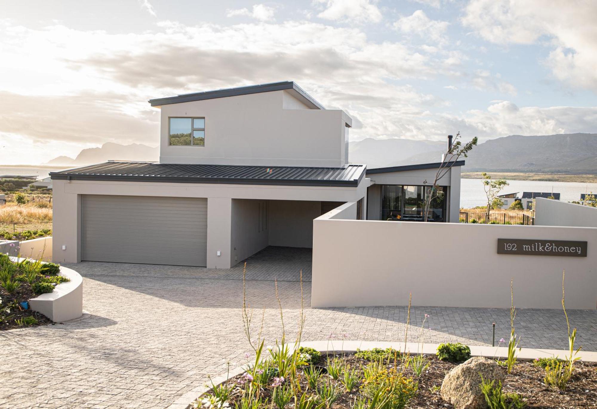 Benguela Cove - Milk And Honey Villa Hermanus Exterior photo