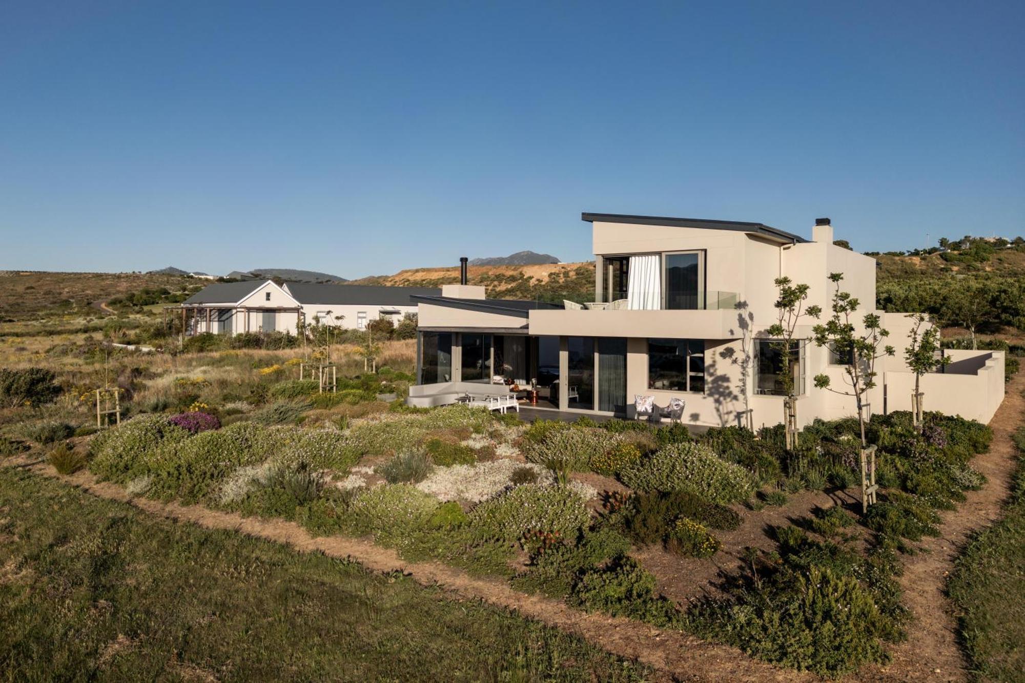 Benguela Cove - Milk And Honey Villa Hermanus Exterior photo